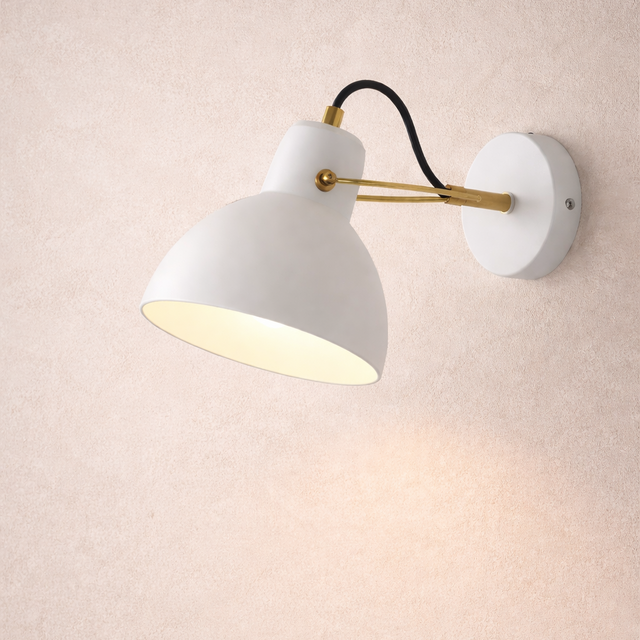 Aeris Minimal Wall Light