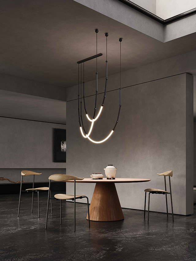 METAL HANGING