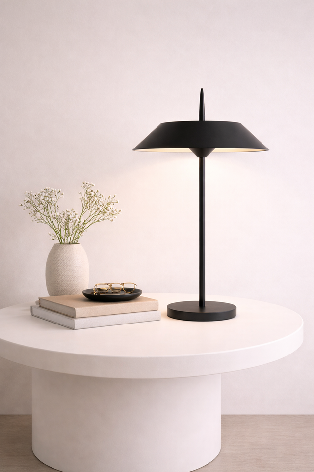 Noiré Table Lamp