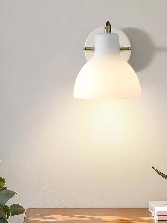 Aeris Minimal Wall Light